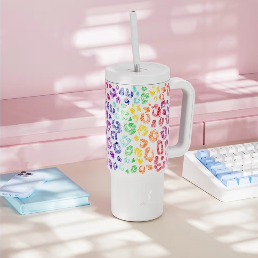 24oz Meoky Colorful Lip Print Tumbler with Straw